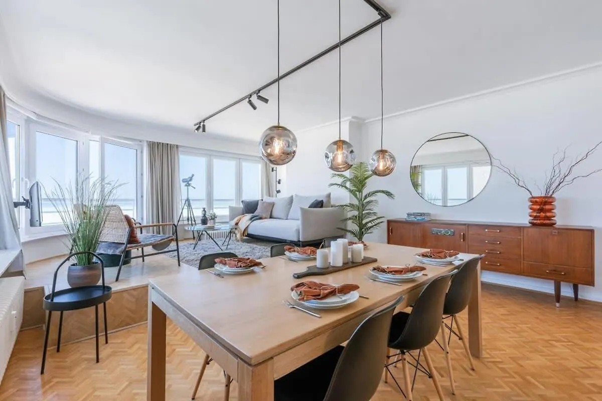 Huswell - Frontal Seaview Apartment In オステンド