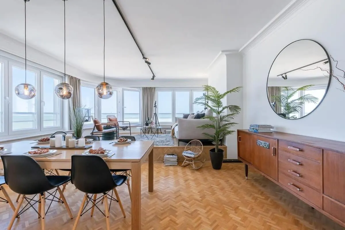 Huswell - Frontal Seaview Apartment In オステンド 0*,  ベルギー