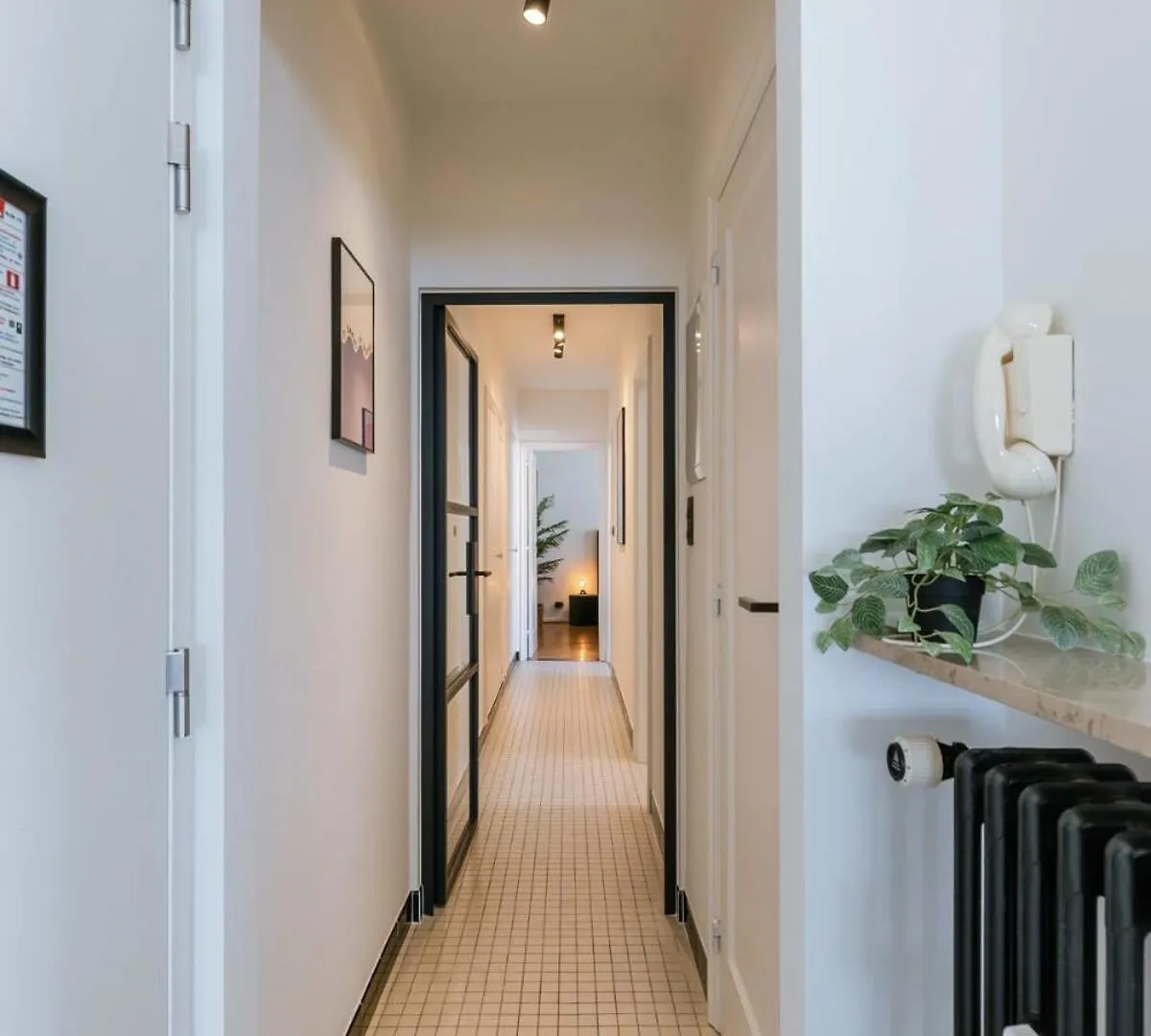 Huswell - Frontal Seaview Apartment In オステンド